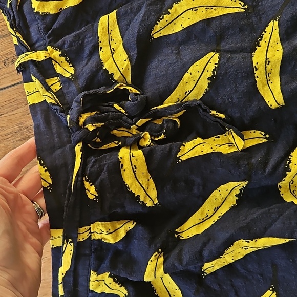 Louche Navy and Yellow Banana Print Skirt Size 12 - Picture 4 of 7